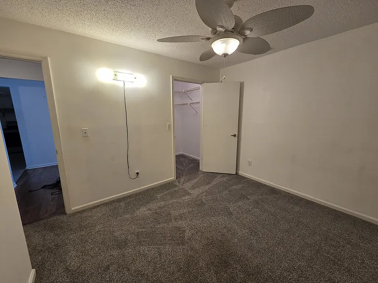 35086 Whispering Oaks Blvd — Photo 16