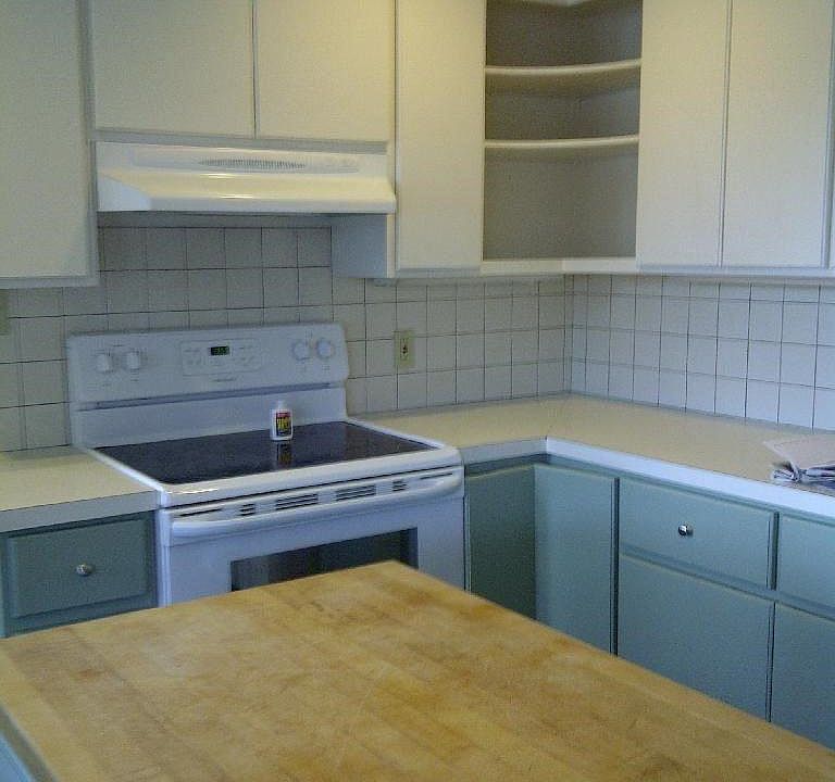 1st image of 3015 E 4th St #3015