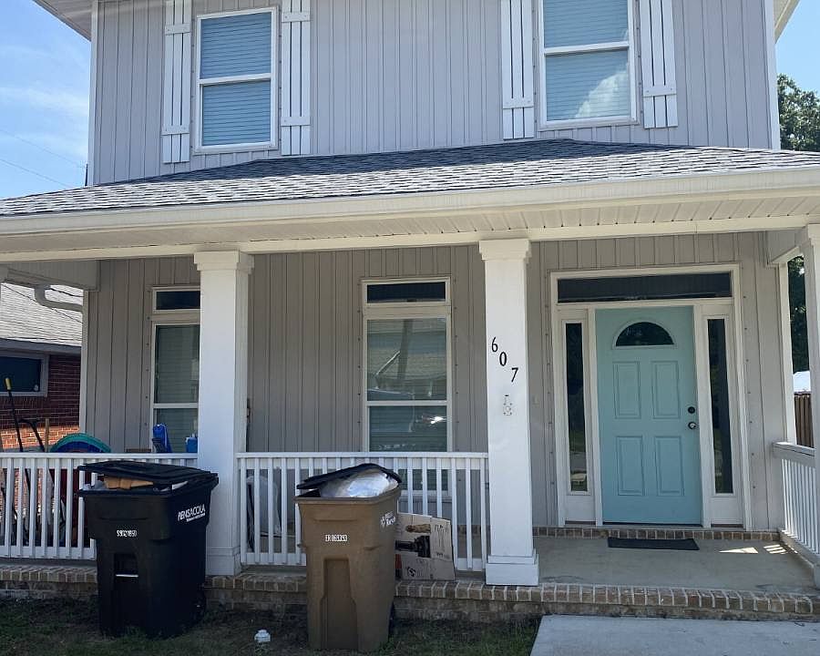 1st image of 607 W Belmont St