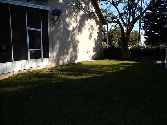 2nd image of 401 Nancy Dr