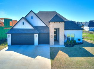 13642 S 21st Pl E, Bixby, OK 74008