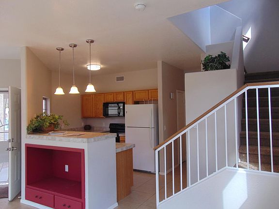5th image of 1551 E Betsy Ln Unit E