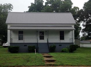 8 Langley St, Pelzer, SC 29669