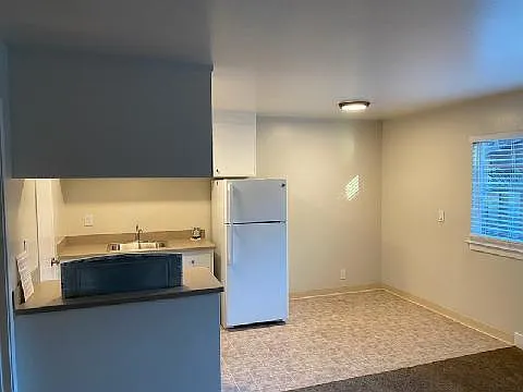 318 Chestnut St #5 — Photo 16