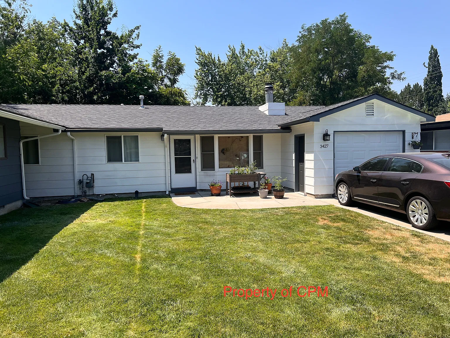 3 bed, 1700 sqft, $2,300 — Photo 1