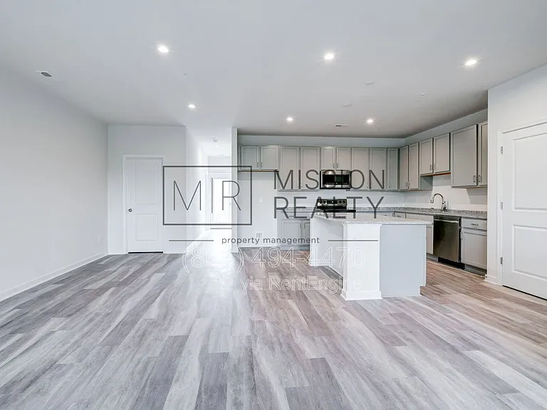 14507 Hancock Towns Dr — Photo 25
