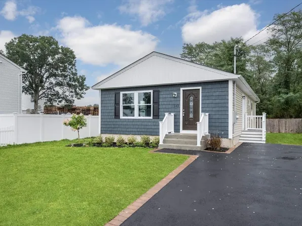 343 New  Highway, Amityville, NY 11701