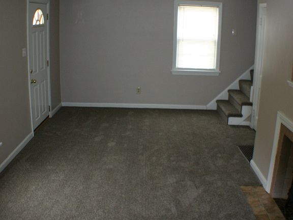 Livingroom, opposite end