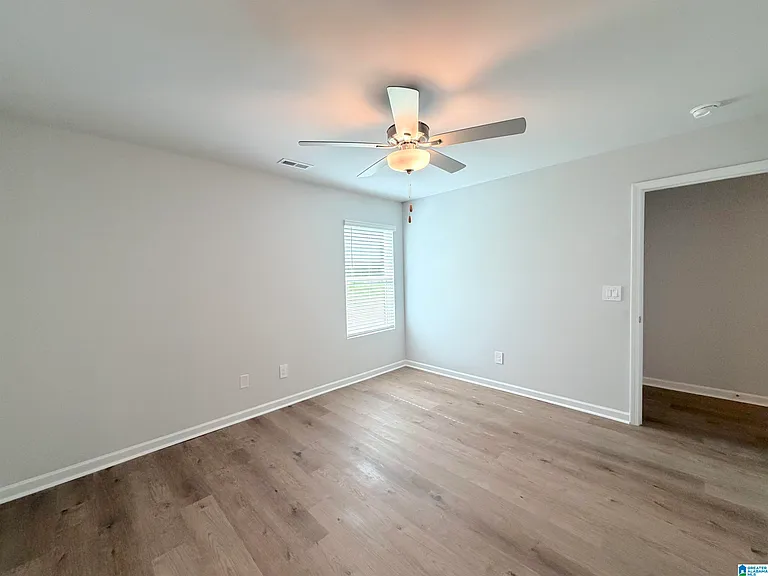 132 Challenger Way — Photo 18