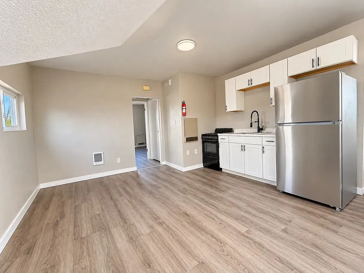 2 bed, $1,195 — Photo 3