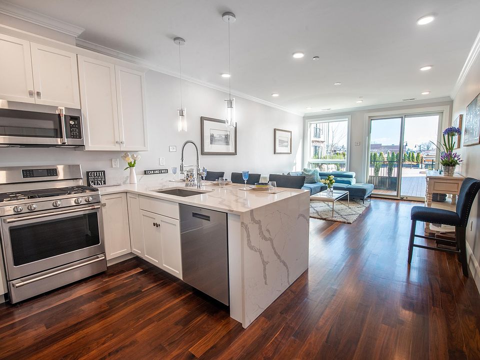 Walnut Flooring With floor-to-ceiling views