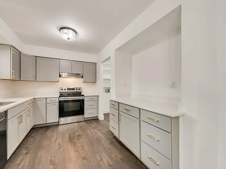 1614 Brent Ct — Photo 18
