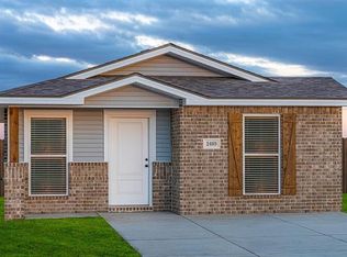 2003 Tractor Ave, Wolfforth, TX 79382