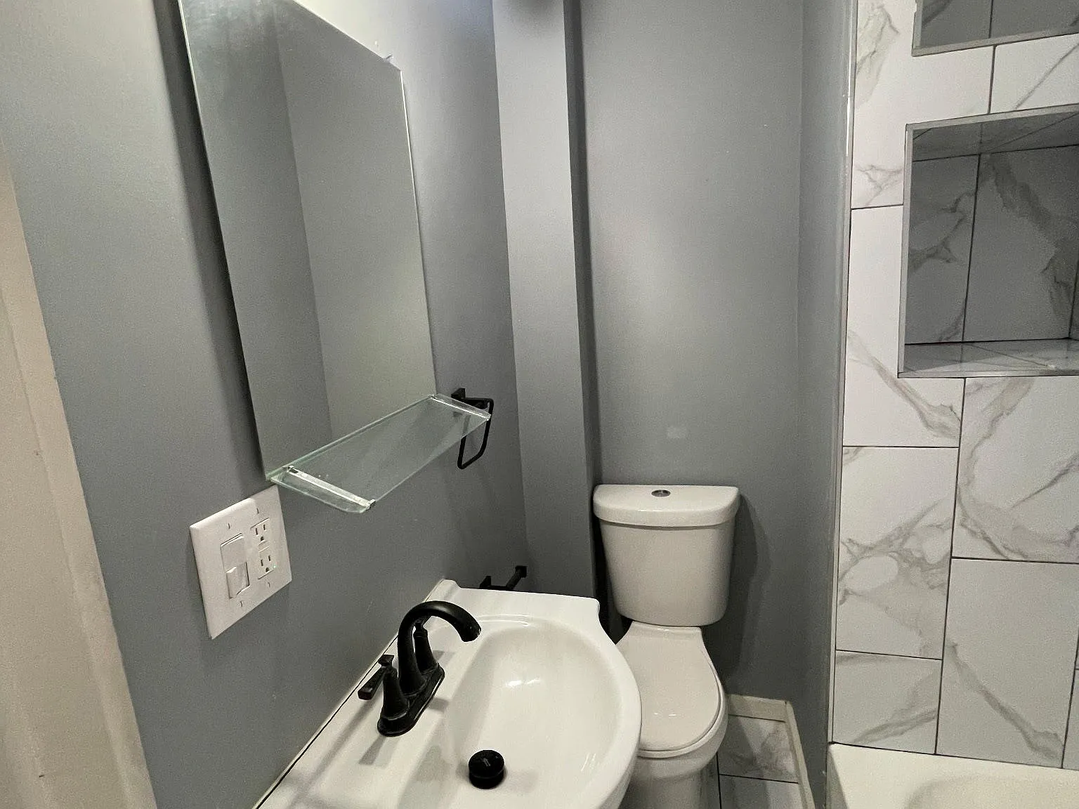 3 bed, 1.5 bath, 1375 sqft, $2,700 — Photo 4