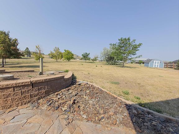 4th image of 2702 Wildhorse Dr