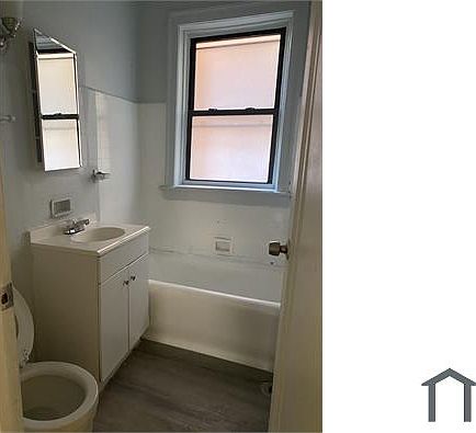 5th image of 8151 S Drexel Ave #1E