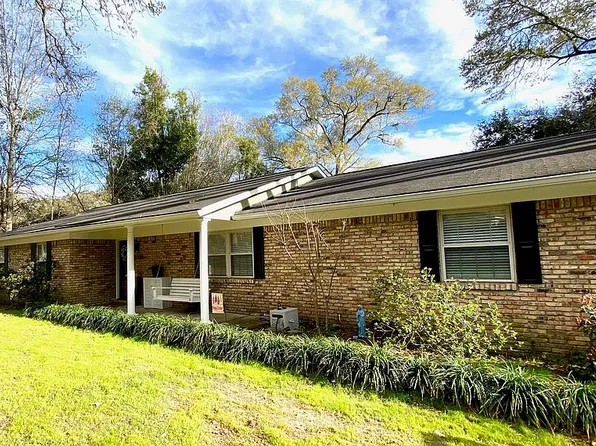 13147 Border Dr, Grand Bay, AL 36541