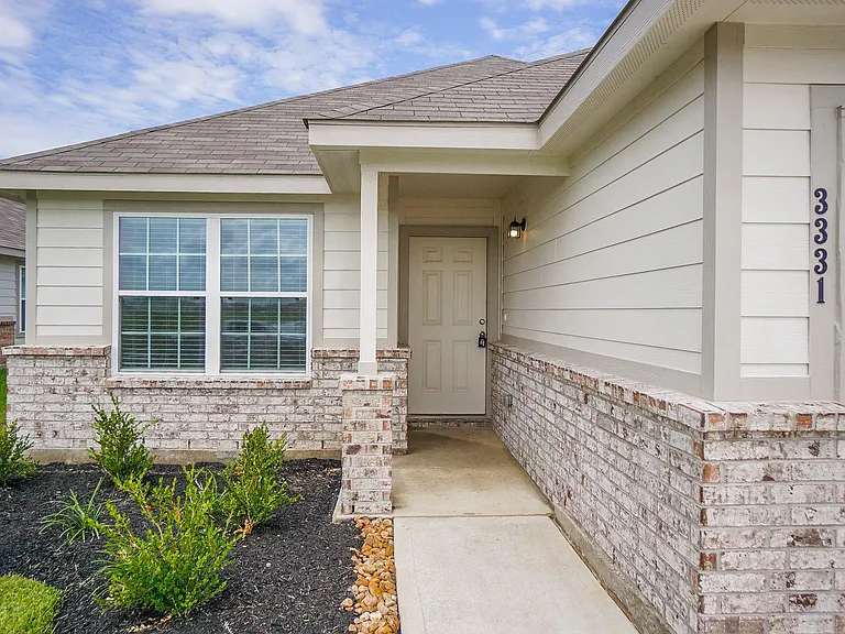 3331 Rosselli Brush Dr — Photo 2