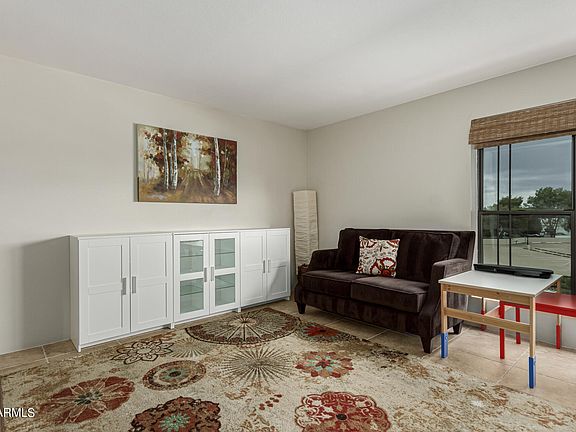 4th image of 5110 N 31st Way #338