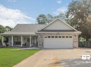 2802 Pine Ridge Dr, Lillian, AL 36549