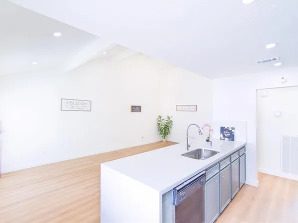 8650 Maplecrest Dr #8650, Houston, TX 77099