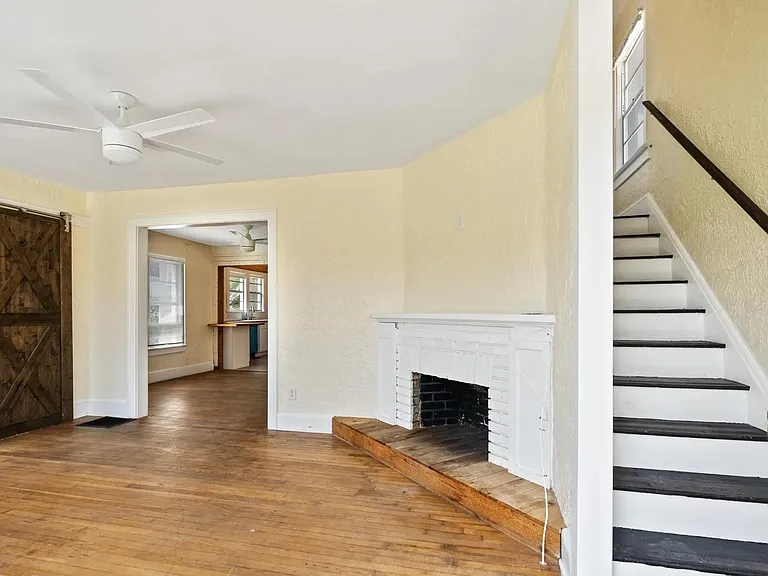 725 N Peninsula Dr #1 — Photo 8
