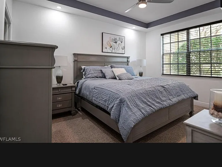 1522 SW 50th St #104 — Photo 6