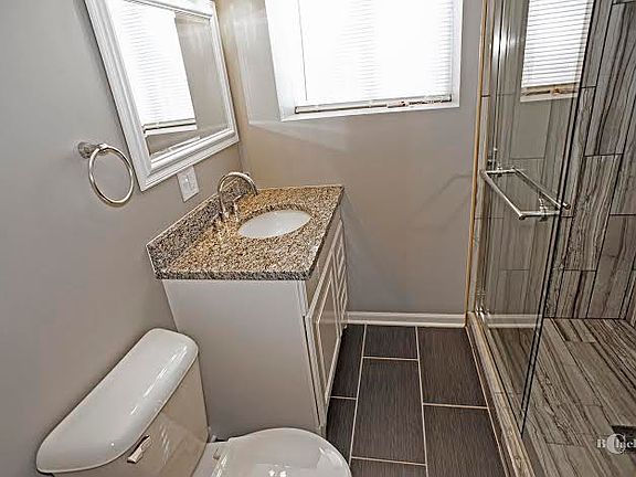 3rd image of 11707 W 33rd St