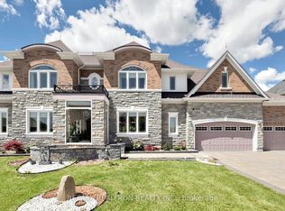 28 Sam Davis Ct, Whitchurch Stouffville, ON L4A 4R4
