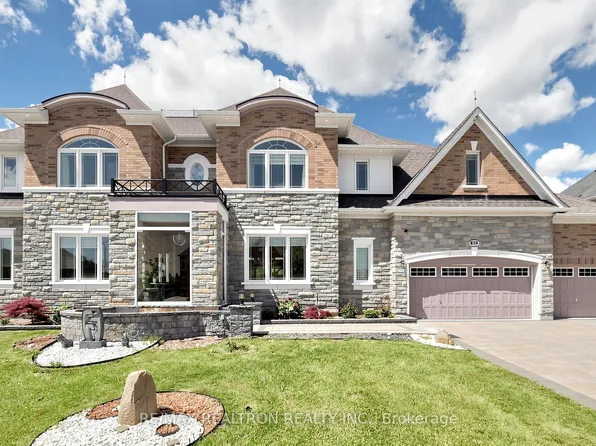 28 Sam Davis Ct, Whitchurch Stouffville, ON L4A 4R4
