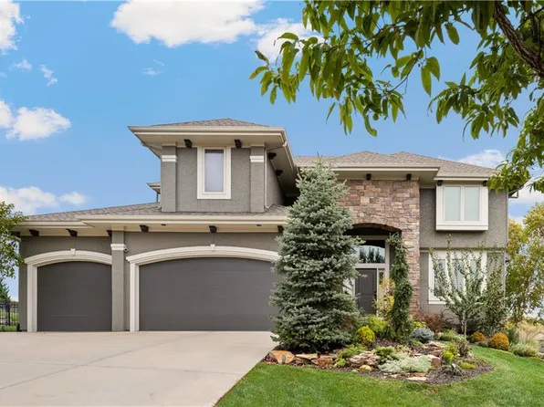 18810 W 99th St, Lenexa, KS 66220