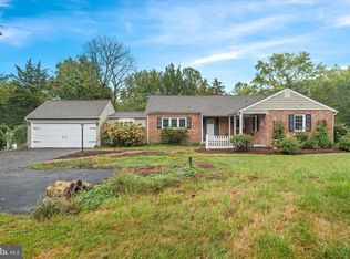 1007 Dixon Dr, Newark, DE 19711