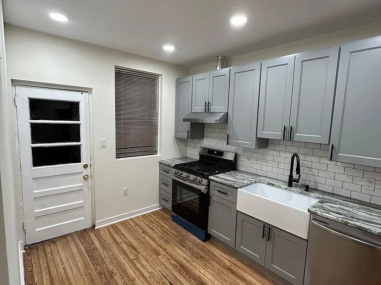 3263 Tilton St — Photo 10