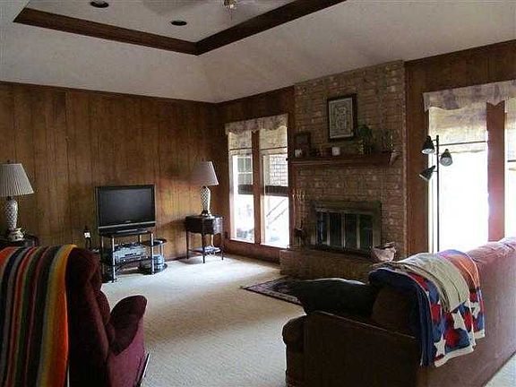 2nd image of 1345 Stacewood Dr
