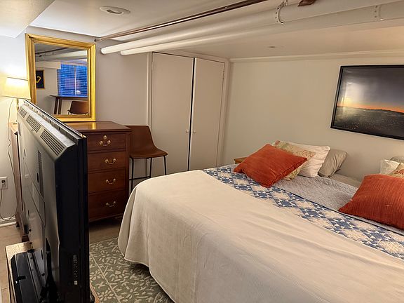 2nd image of 508 15th St SE