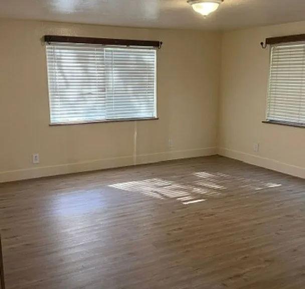 3081 Caldwell Dr — Photo 6