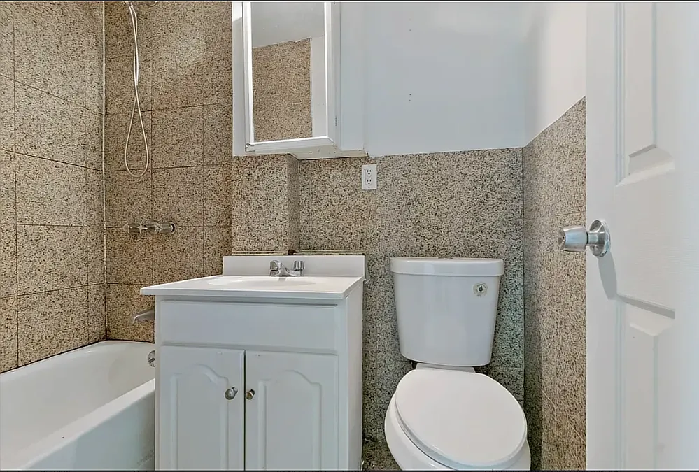 459 Keap Street — Photo 2
