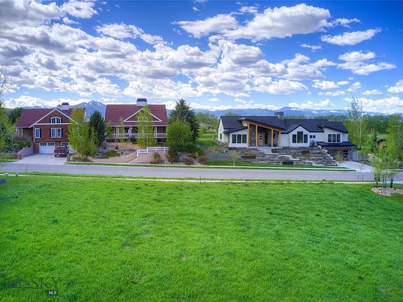 5th image of 848 Saint Andrews Dr