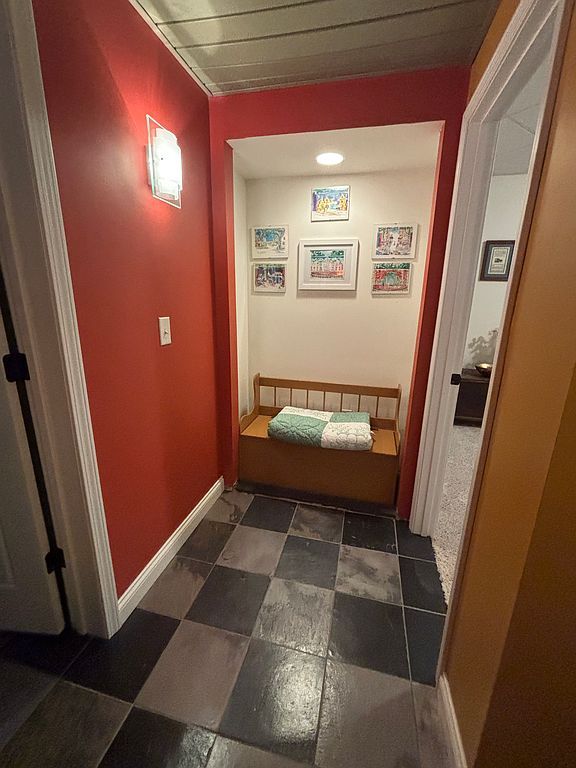 6730 Cardinal Dr - Property Image