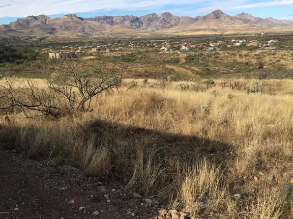 76 Calle Agua Salada, Rio Rico, AZ 85648