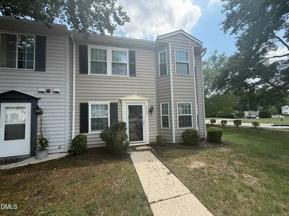8260 McGuire Dr, Raleigh, NC 27616