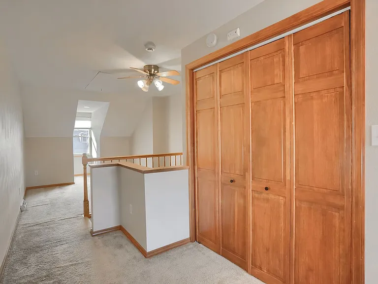 2810 Sarah Street — Photo 18