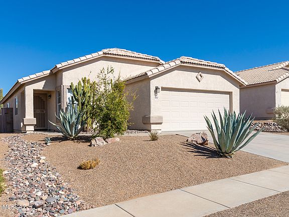 4th image of 2044 W Cholla Estate Dr