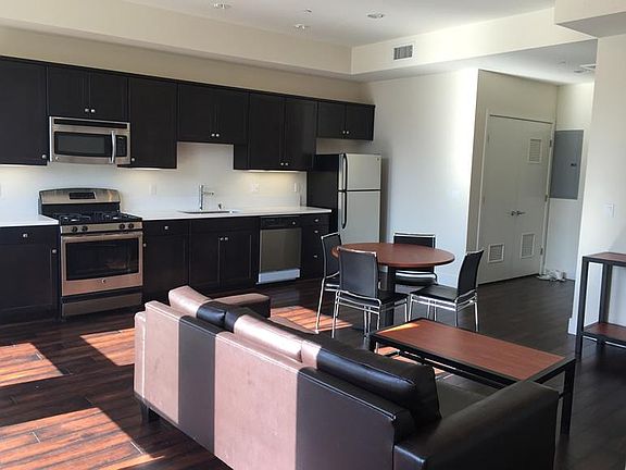 11090 Ophir Drive, Westwood, CA 90024 - UNIT 101 Kitchen