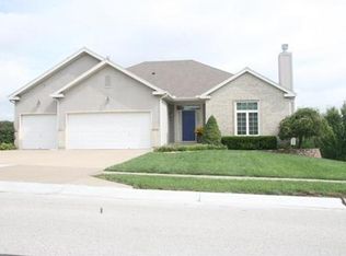 10029 N Willow Ave, Kansas City, MO 64157
