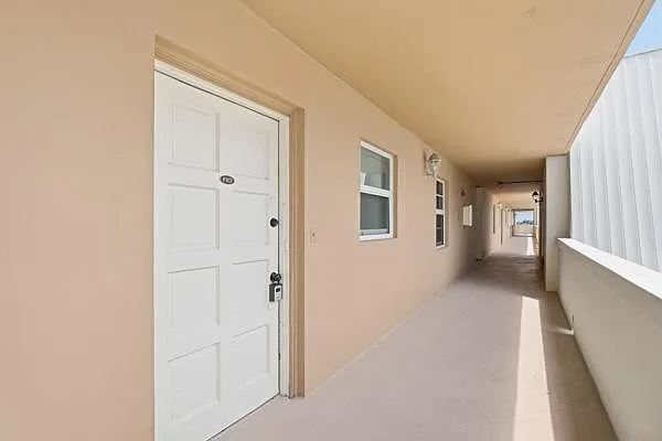 308 Golfview Rd #Penthouse 03 — Photo 24