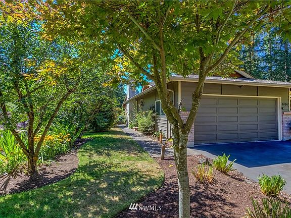 3rd image of 5806 53rd Ave NW