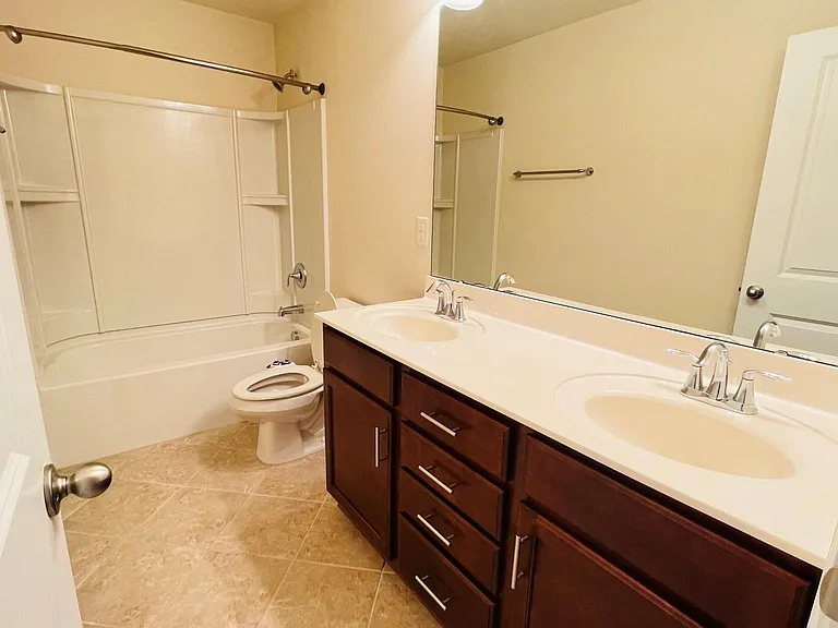 132 Concordia Woods Dr — Photo 3