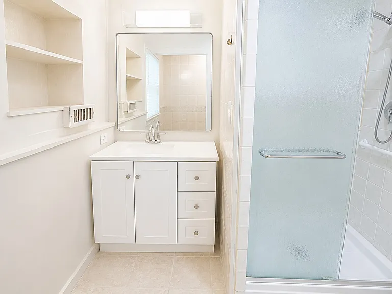 main floor full bathroom