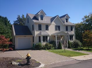 2 David Rd, Jamaica Plain, MA 02130